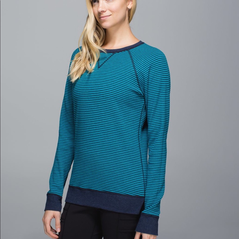 Lululemon open your heart long sleeve